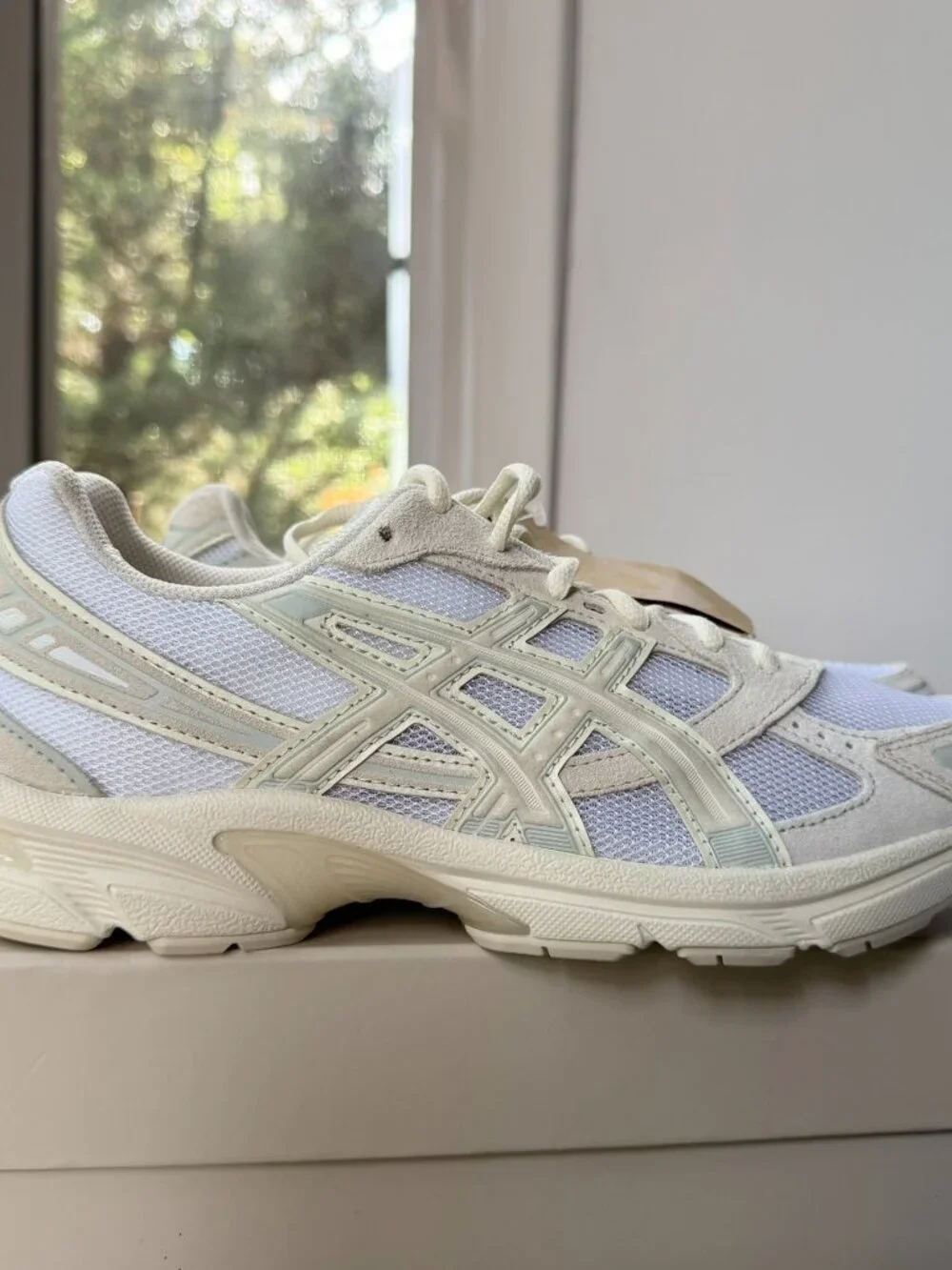 NWT ASICS Gel-1130 Sneakers in White Birch Womens Size 10.5